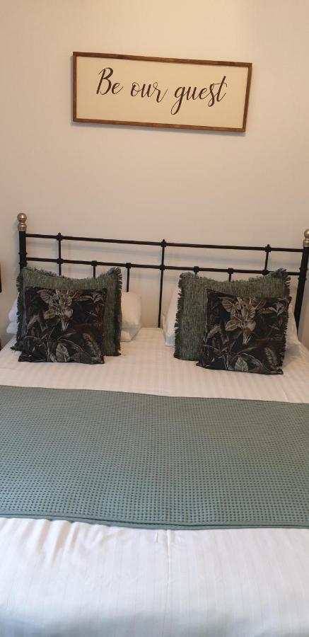 Monkton Court House B&B ホニートン エクステリア 写真